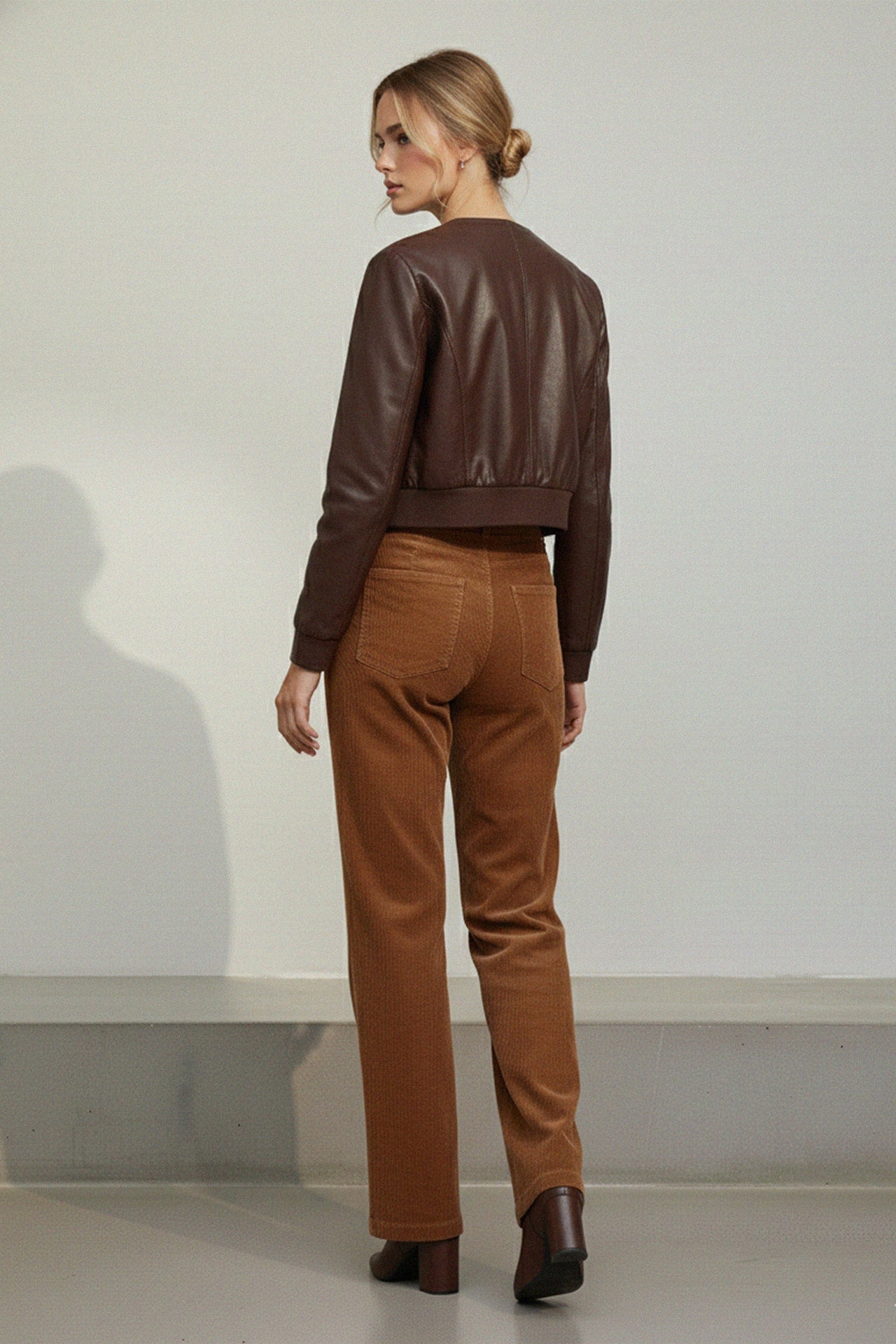 Auburn Luxe Women's Cropped Leather Jacket & Corduroy Wide-Leg Trousers Set