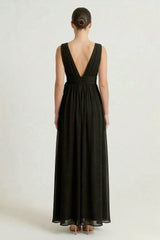 Black Heaven V-Neck Bridesmaid Dress – Elegant Formal Maxi Gown