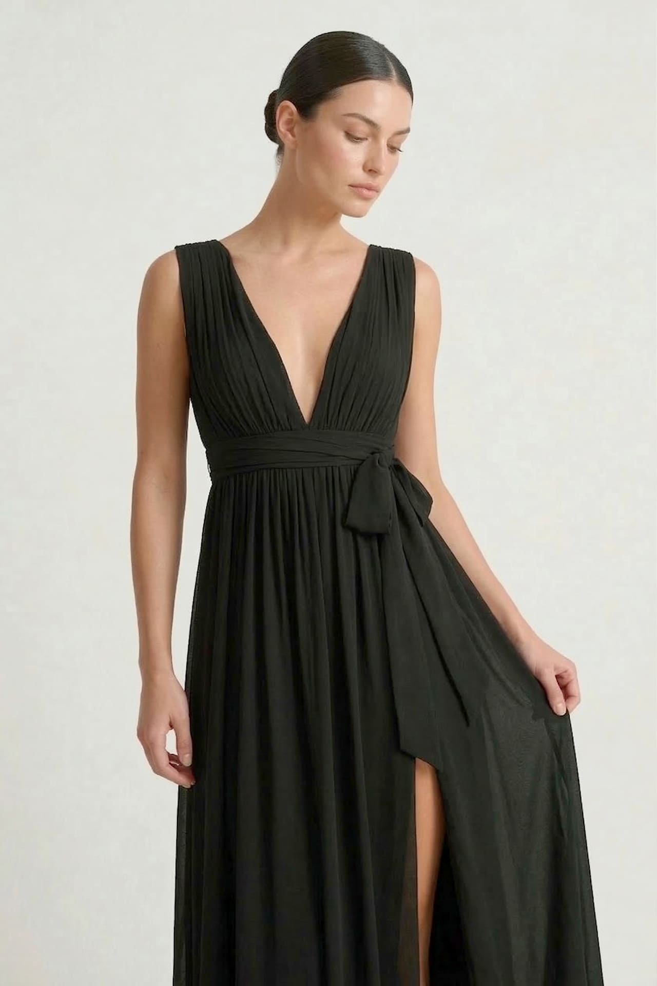 Black Heaven V-Neck Bridesmaid Dress – Elegant Formal Maxi Gown
